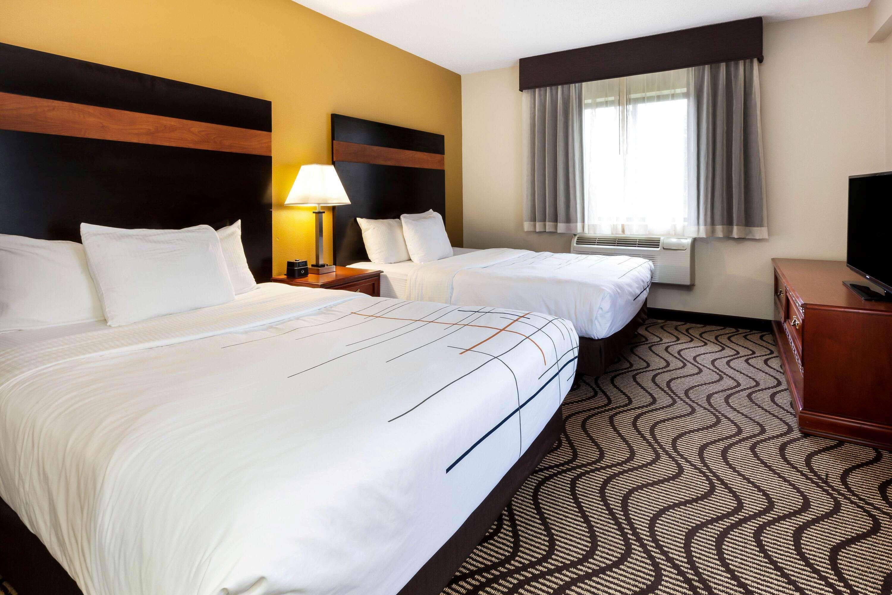 La Quinta Inn By Wyndham Sandusky Near Cedar Point Экстерьер фото