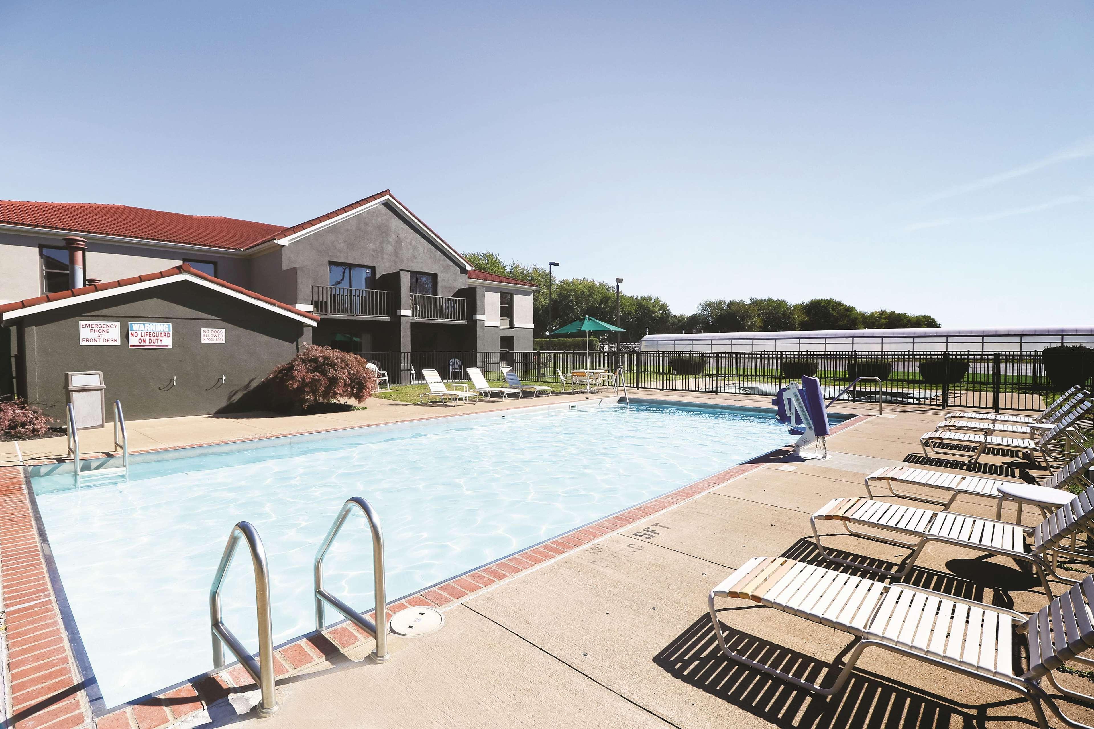 La Quinta Inn By Wyndham Sandusky Near Cedar Point Экстерьер фото