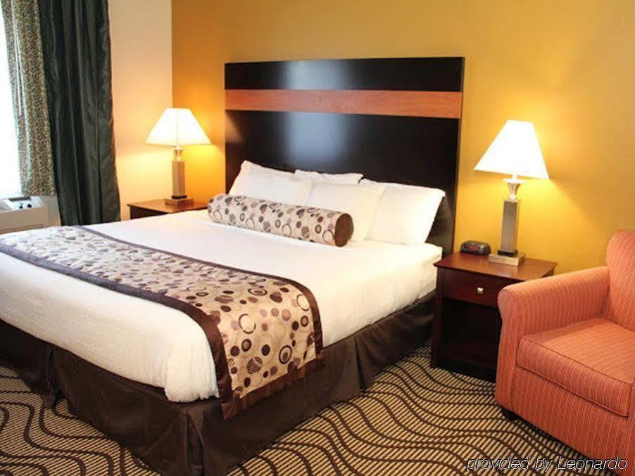 La Quinta Inn By Wyndham Sandusky Near Cedar Point Экстерьер фото