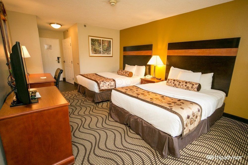 La Quinta Inn By Wyndham Sandusky Near Cedar Point Экстерьер фото